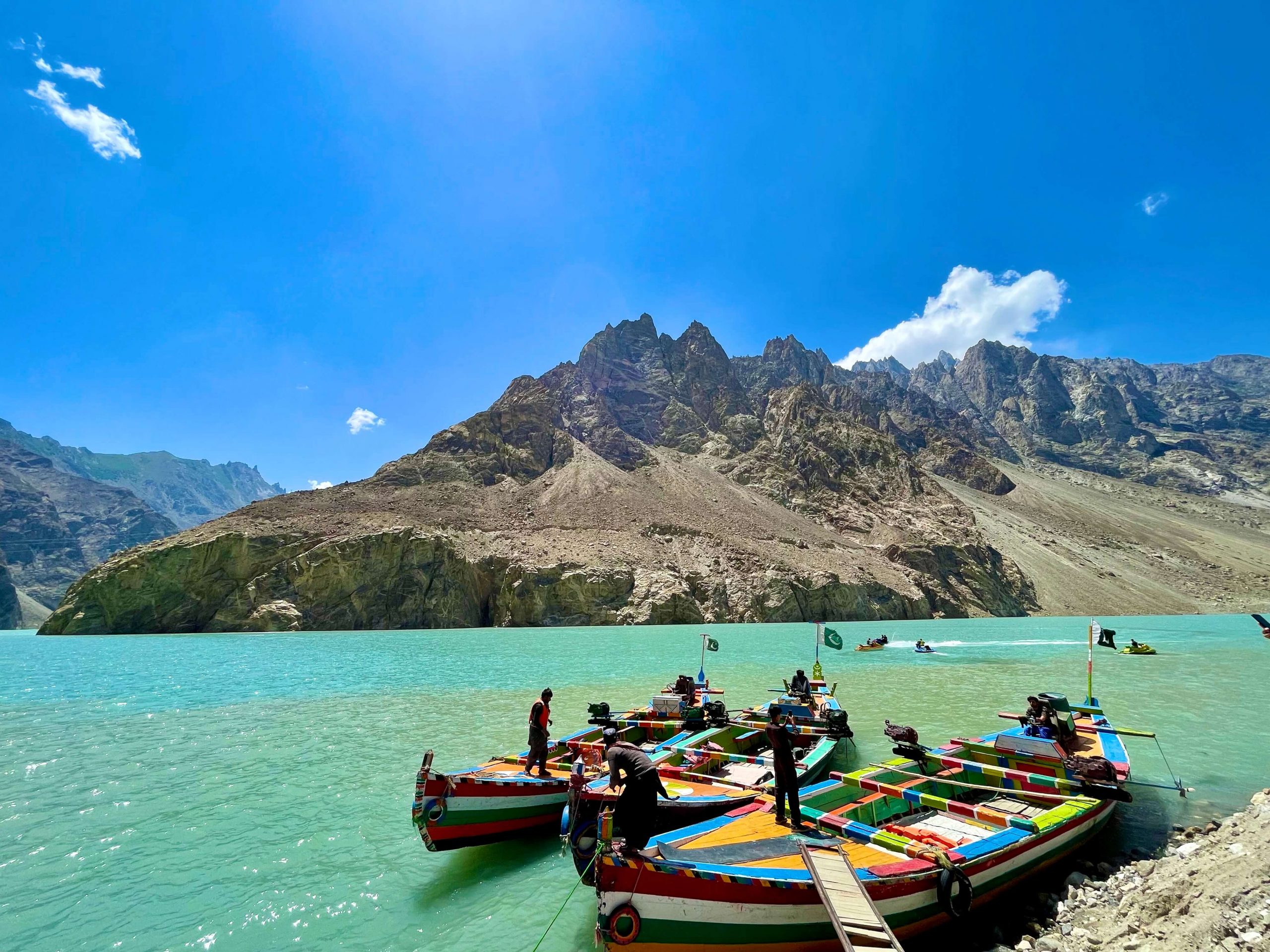 Best places to travel in pakistan
